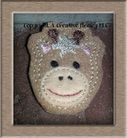 Giraffe feltie