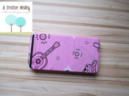 ITH In the hoop quilted phone case - Image 2