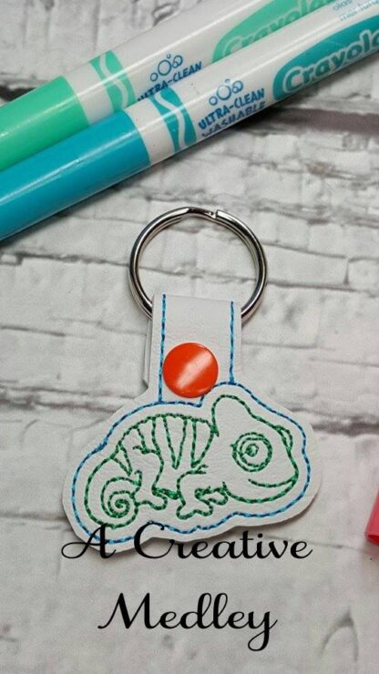 In the hoop Doodle It Chameleon Keyfob