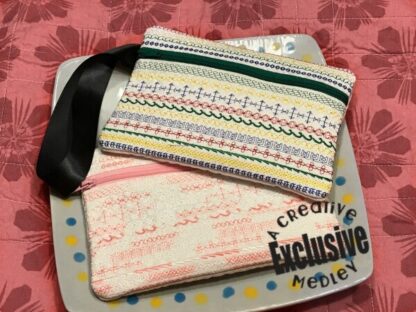 Motifs Zipper Bag In the Hoop - for 5x7 hoops