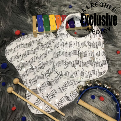 Music Bib - In the Hoop - for large hoops - Image 3