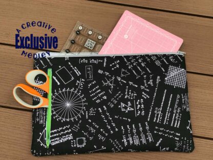 In the hoop zipper bag with top zipper and vertical welt pocket in 3 sizes - 5x7 - 7x11 - Image 6